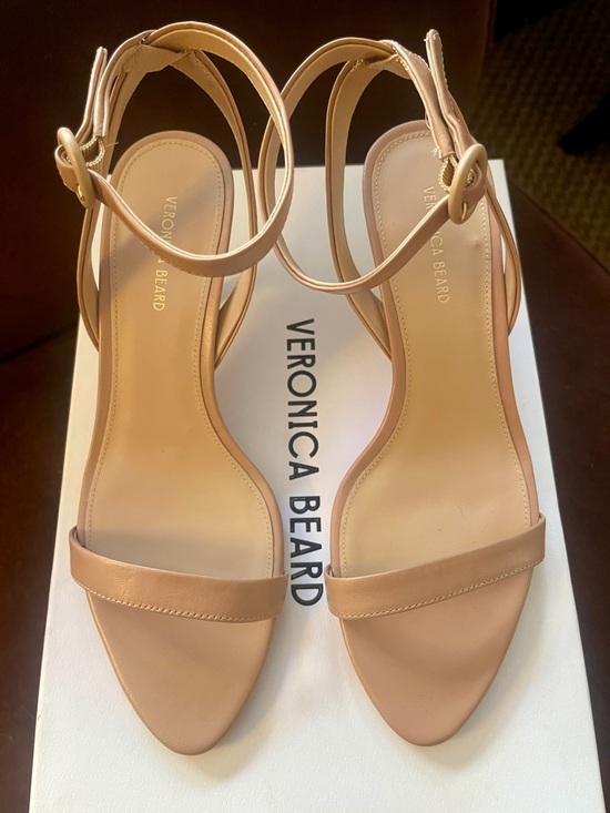 Veronica Beard Shoes - Veronica Beard NIB Darcelle Bisque Sandals 8M